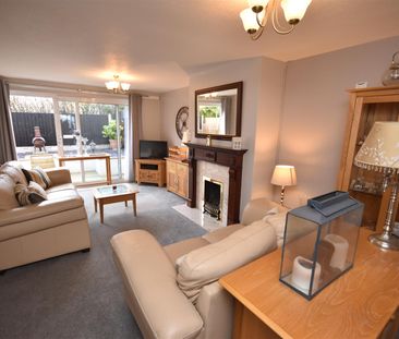 Stewart Close, Heswall - Photo 1