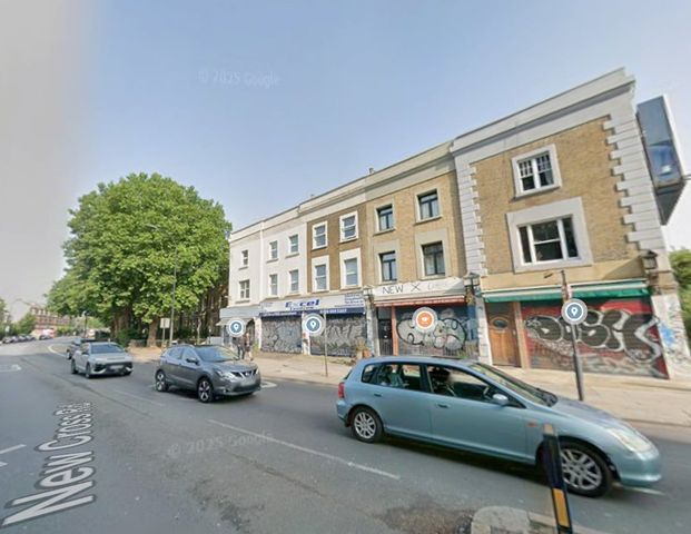 Studio Flat, New Cross Road, SE14 - Photo 1