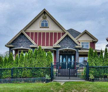16482 88 Avenue, Surrey — Shared House - Photo 1