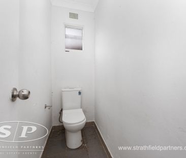 Location, Location - Photo 3