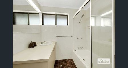 TWO WEEKS FREE RENT - 2 BEDROOM UNIT WITH PRIVATE BALCONY BOASTING OCEAN VIEWS - Photo 4