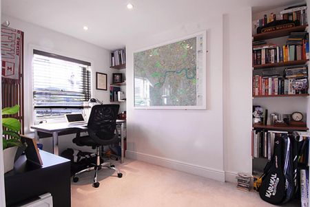 2 bedroom townhouse to rent - Photo 3