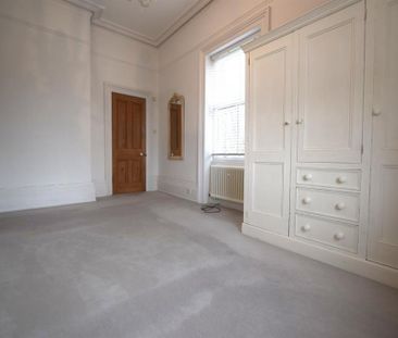 2 Bedroom Apartment To Let - Photo 4