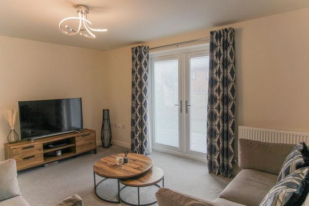 3 bedroom semi-detached house to rent - Photo 1