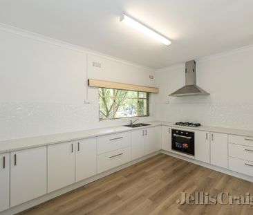 204 Jasper Road, Bentleigh - Photo 1