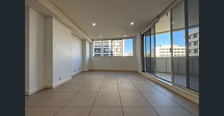 Spacious 3-Bedroom, 2-Bathroom Fully Unfurnished Apartment in the Heart of Mascot - Photo 4