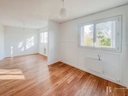 Rental Apartment Saint-Cloud - Photo 2