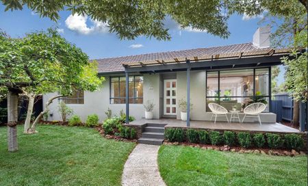120 Junction Road, Nunawading - Photo 2