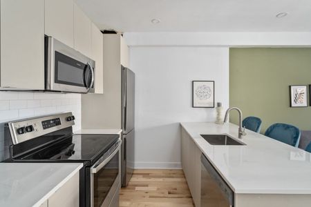 4930 Avenue Saint-Kevin apartment — Montréal, QC (2-Bedroom) - 2 Bedroom - Photo 4