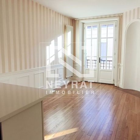 Location Appartement 2 pièces 65m² CHALON SUR SAONE 71100 - Photo 1
