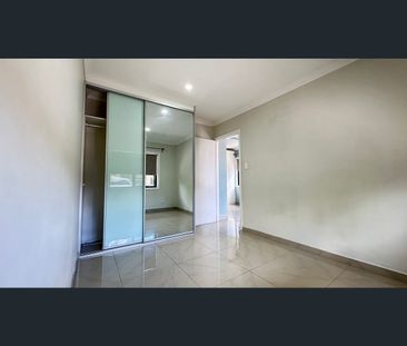 14a Ohlfsen Road, Minto, NSW 2566 - Photo 1
