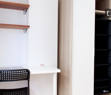 barcelona, Catalonia 08001 - Photo 1