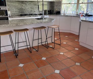 Robina - Photo 2