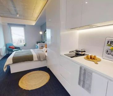 Platinum Studio - Photo 1