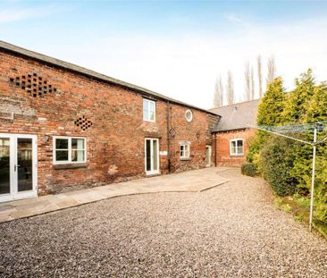 Stylish and spacious Barn Conversion, newly redecorated and well lo... - Photo 1