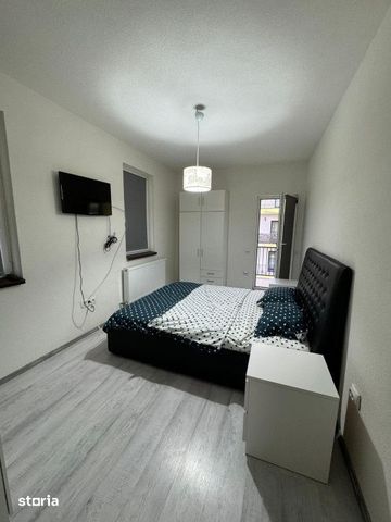 Apartament cu 2 camere, 37 mp, balcon, strada Eroilor - Fotografie 4
