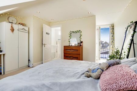 1 bedroom in a house share to rent - Photo 4