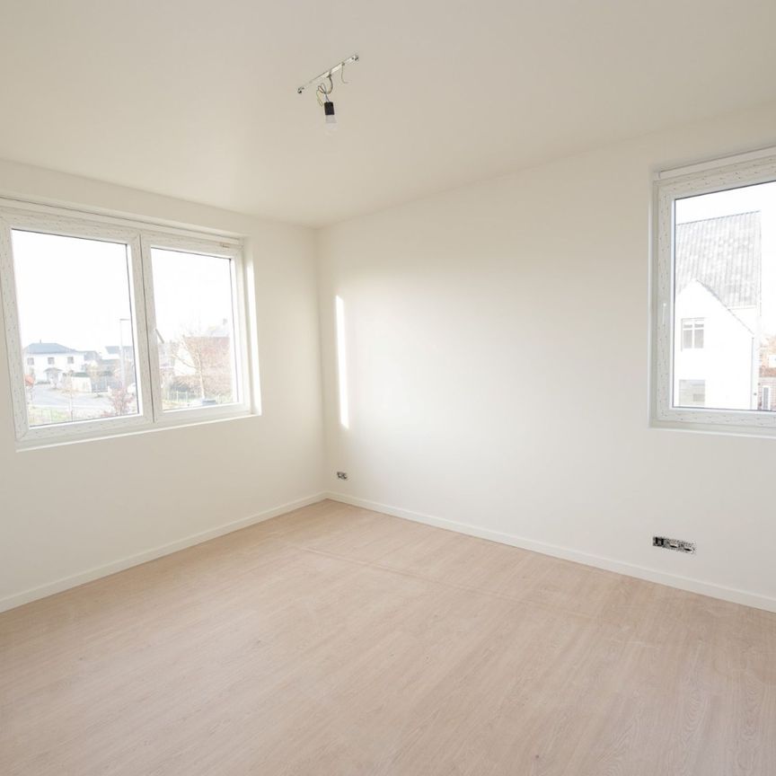 Moderne HOB nieuwbouwwoning met 3 slaapkamers te huur - Photo 1