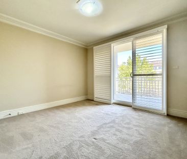 Family entertainer in a highly sought after locale - Photo 6