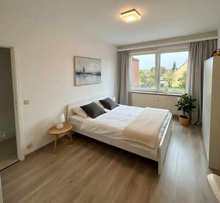 Ruim en lichtrijk 2-kamerappartement in centrum Maleizen. - Photo 5