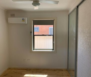 Spacious 3-bedroom home for rent - neat, tidy, and move in ready - Photo 3