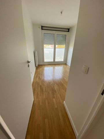 location Appartement T3 DE 67.9m² À CACHAN - Photo 2