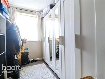 2 bedroom apartment to rent - Photo 5