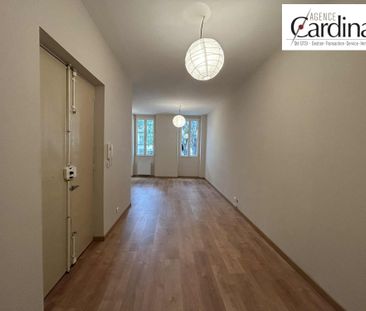 Location Appartement 2 pièces 41m² MARSEILLE 6ème - Photo 4
