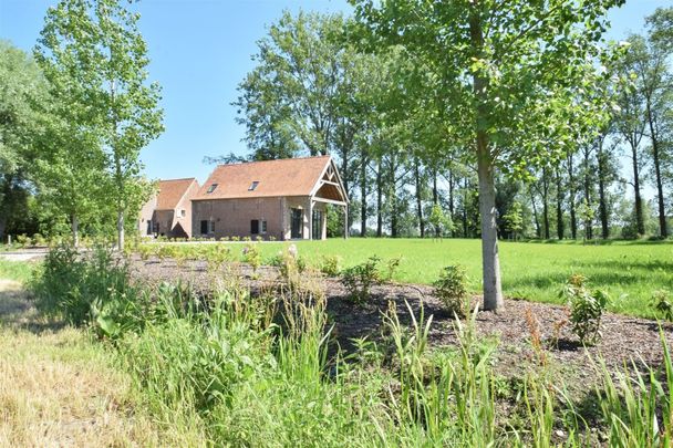 Charmante, authentieke villa met adembenemend uitzicht. - Photo 1