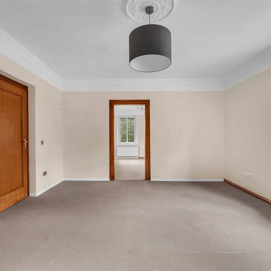 Pronájem bytu 2+1 75 m², Fučíkova , Hradec Králové - Фото 1