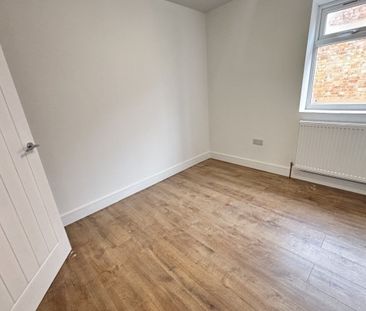 Lawford Road - Photo 2