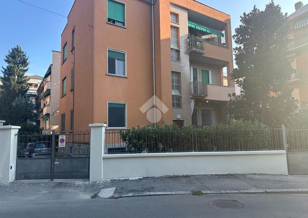 Porzione di trifamiliare in affitto