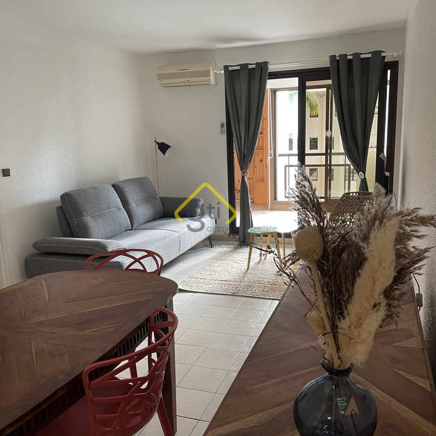 Location Appartement 2 pièces 65m² ST DENIS 97400 - Photo 1