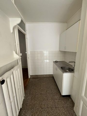 2 pièces en face du Parc la Grange - visite groupée le vendredi 10 juillet 2026 à 9h00 (sans inscription) - Foto 2