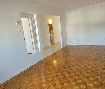 4 1/2 Rez-de-chaussé avec entrée indépendante (prop occupants) - Photo 1