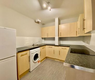 1 bedroom flat to rent - Photo 2