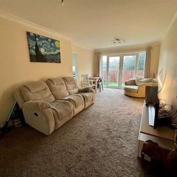 Bells Hill, Barnet, EN5 - Photo 1