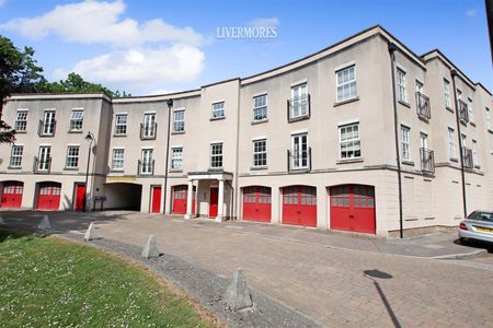 1 bedroom Apartment to let - Photo 4