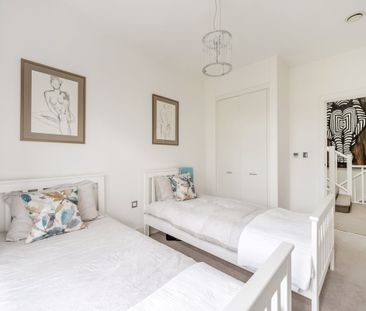 5 bedroom detached house to rent - Photo 5