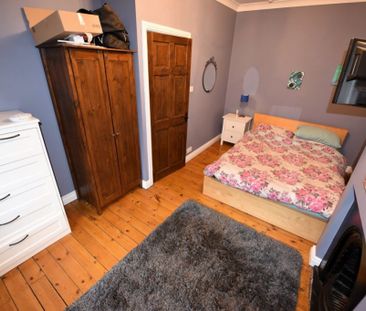 2 bedroom House in Capel Street, Calverley - Photo 5