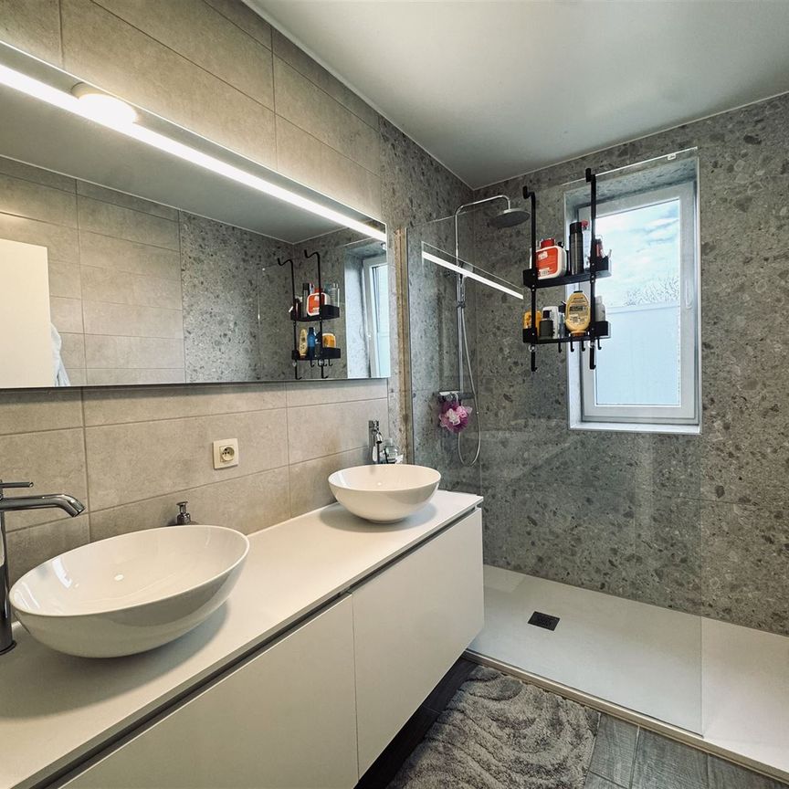 Revent appartement in het centrum van Melsele - Photo 1