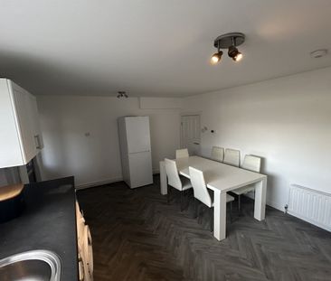 10 Hollyvale, Newtownabbey, BT36 5NG - Photo 4