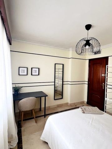 Calle Jaenar, Madrid, Community of Madrid 28043 - Photo 3