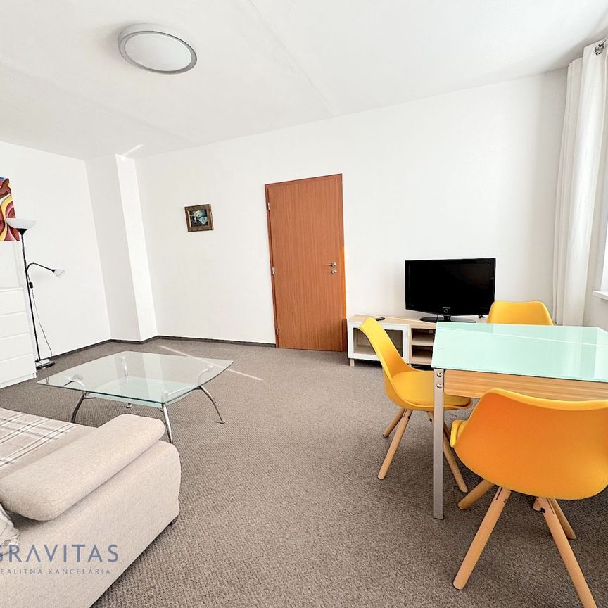GRAVITAS/Prenájom 2i bytu Račianska ulica, Bratislava - Photo 1