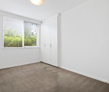1/32 Davison Street, - Photo 2