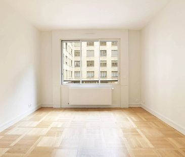 Location appartement, Paris 16ème (75016), 4 pièces, 149 m², ref 83340301 - Photo 3
