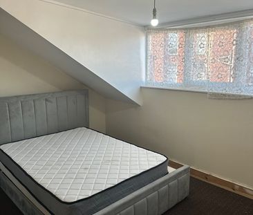 2 Bed Flat, Bexley View, LS8 - Photo 5