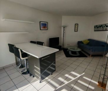 Location Appartement 2 pièces 48m² BEGLES 33130 - Photo 6