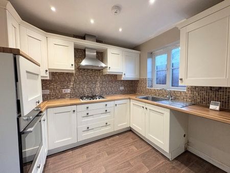 Progress Grove, Huntington, WS12, Property for rent - Photo 4