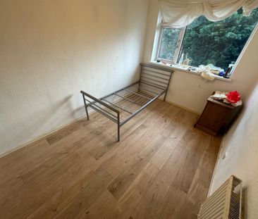 Frankley Lane, Birmingham, Northfield - Photo 4